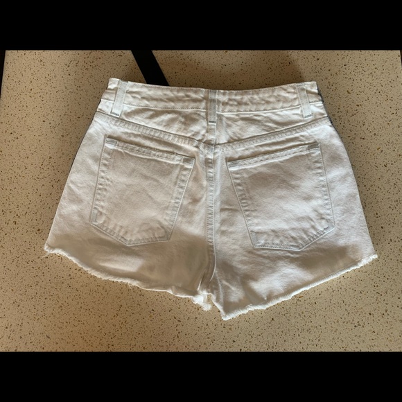 LF THE BRAND - WHITE SHORTS - SIZE 26 - Picture 6 of 6